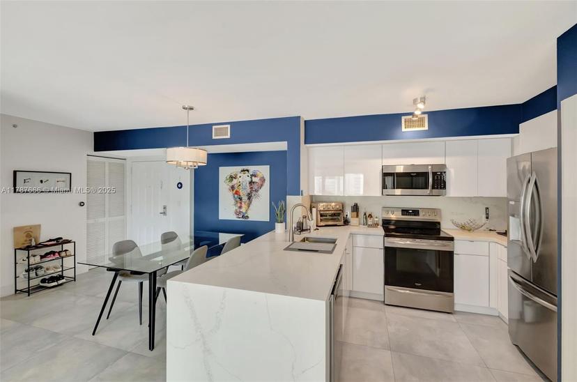 Picture of 1155 Brickell Bay Dr # 403, Miami FL 33131