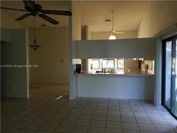 Picture of 6 Verwood Way, Boynton Beach, FL 33426