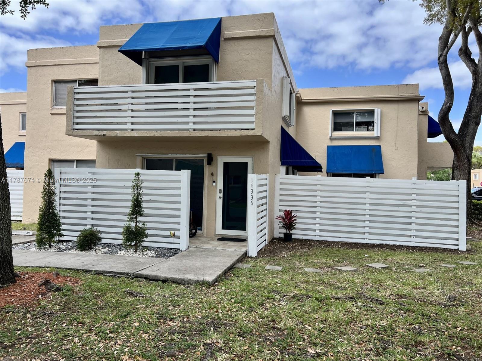 Picture of 14336 SW 97Th Ln, Miami, FL 33186