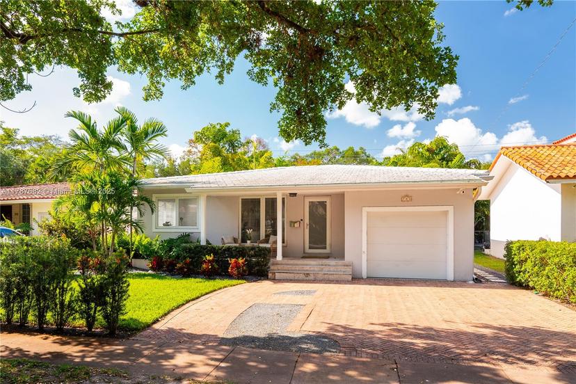 Picture of 708 Majorca Ave, Coral Gables FL 33134