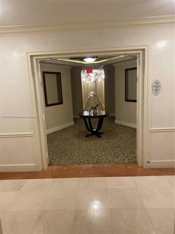 Picture of 19900 E Country Club Dr # 310, Aventura, FL 33180
