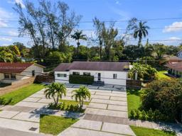 Picture of 14265 NE 3Rd Ct, Miami, FL 33161