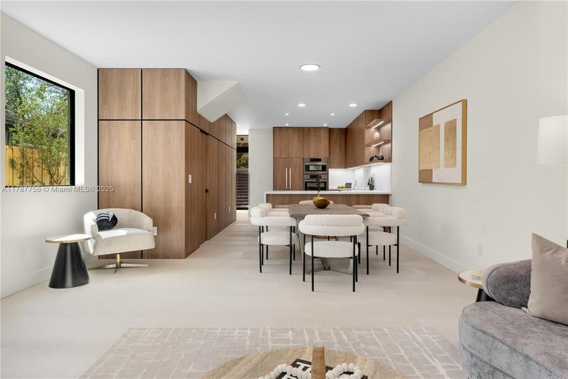Picture of 3071 Hibiscus St # 1, Miami FL 33133