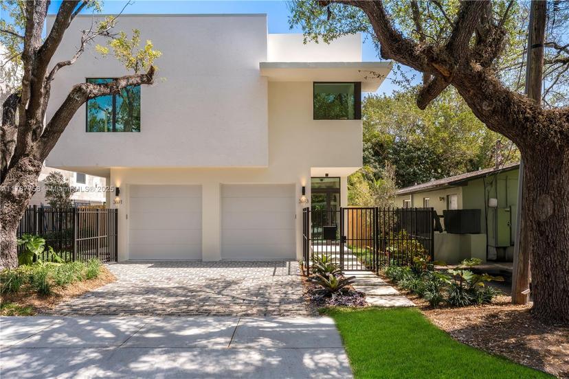 Picture of 3071 Hibiscus St # 1, Miami FL 33133