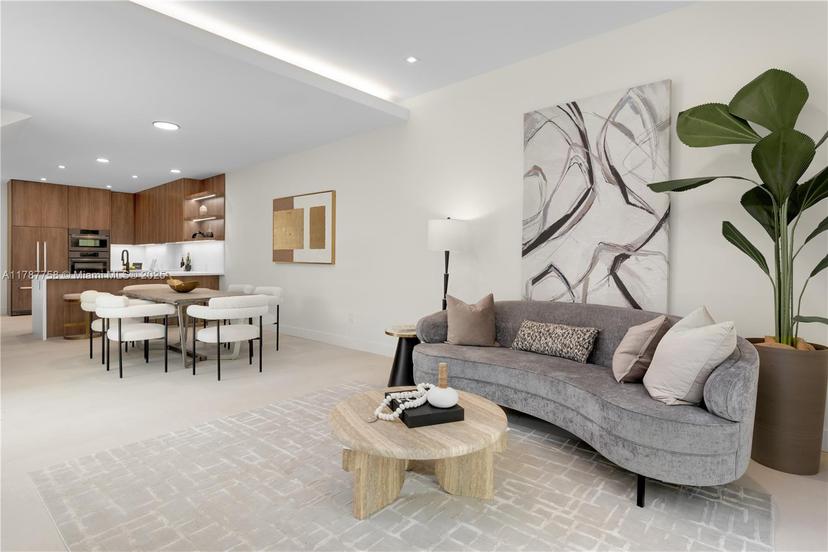 Picture of 3071 Hibiscus St # 1, Miami FL 33133