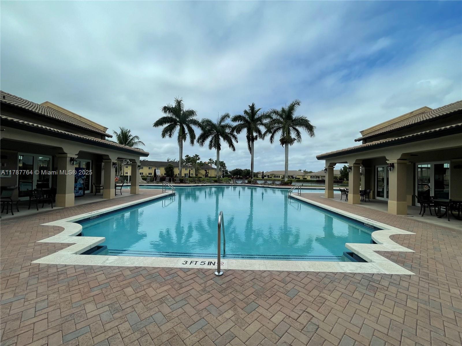 Picture of 3360 NE 14Th Dr # 30, Homestead, FL 33033