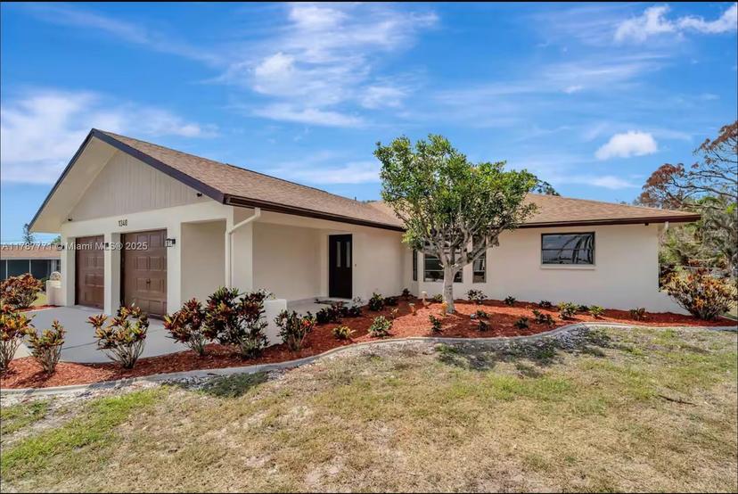 Picture of 1340 Manor, Other City - In The State Of Florida FL 34223