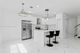 Picture of 4814 NW 56Th Ct, Tamarac, FL 33319