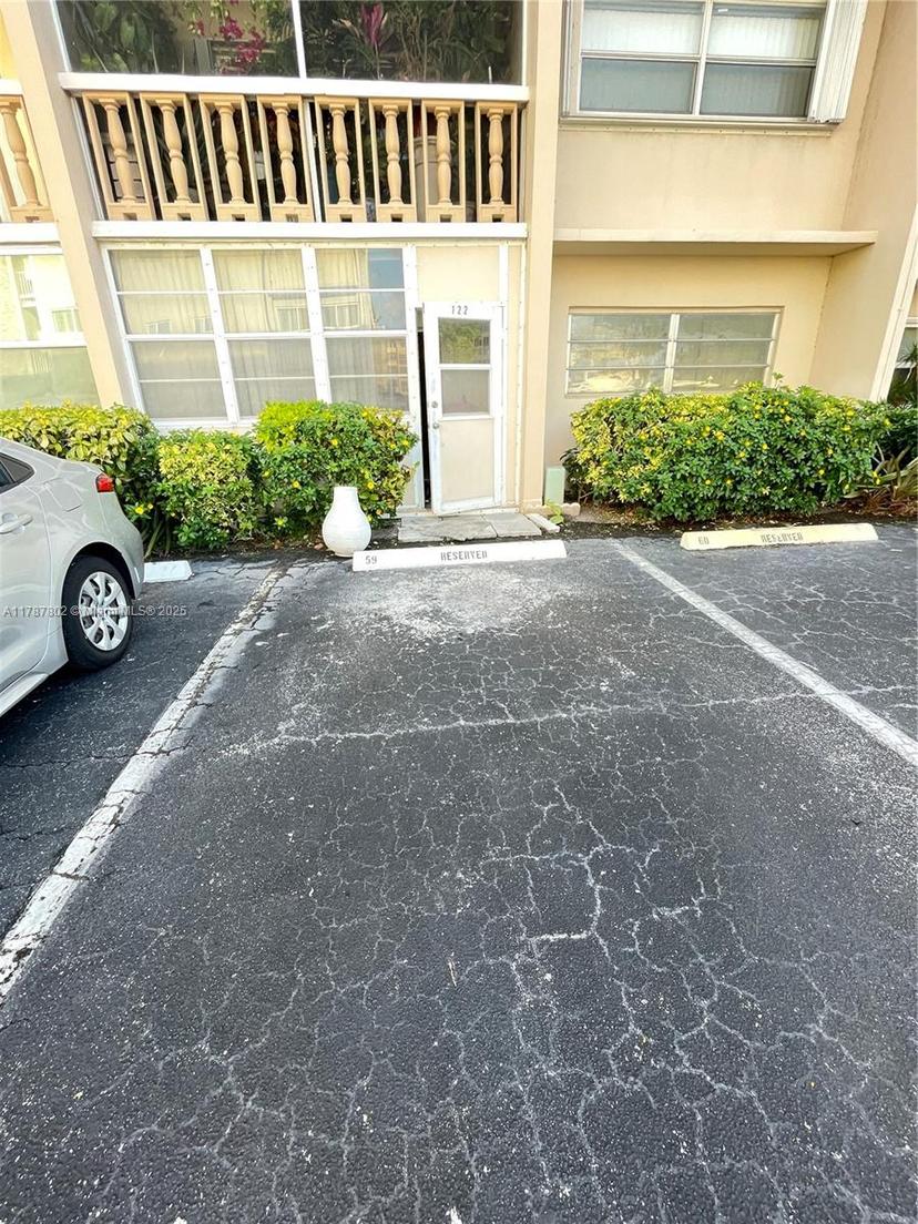 Picture of 410 SE 2Nd St # 122, Hallandale Beach FL 33009