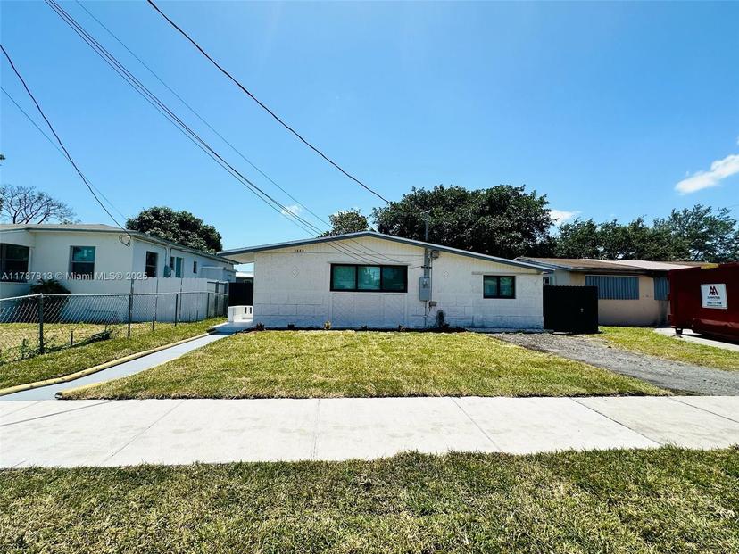 Picture of 1880 NW 152Nd St, Miami Gardens FL 33054