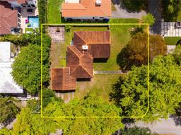Picture of 747 Palermo Ave, Coral Gables, FL 33134