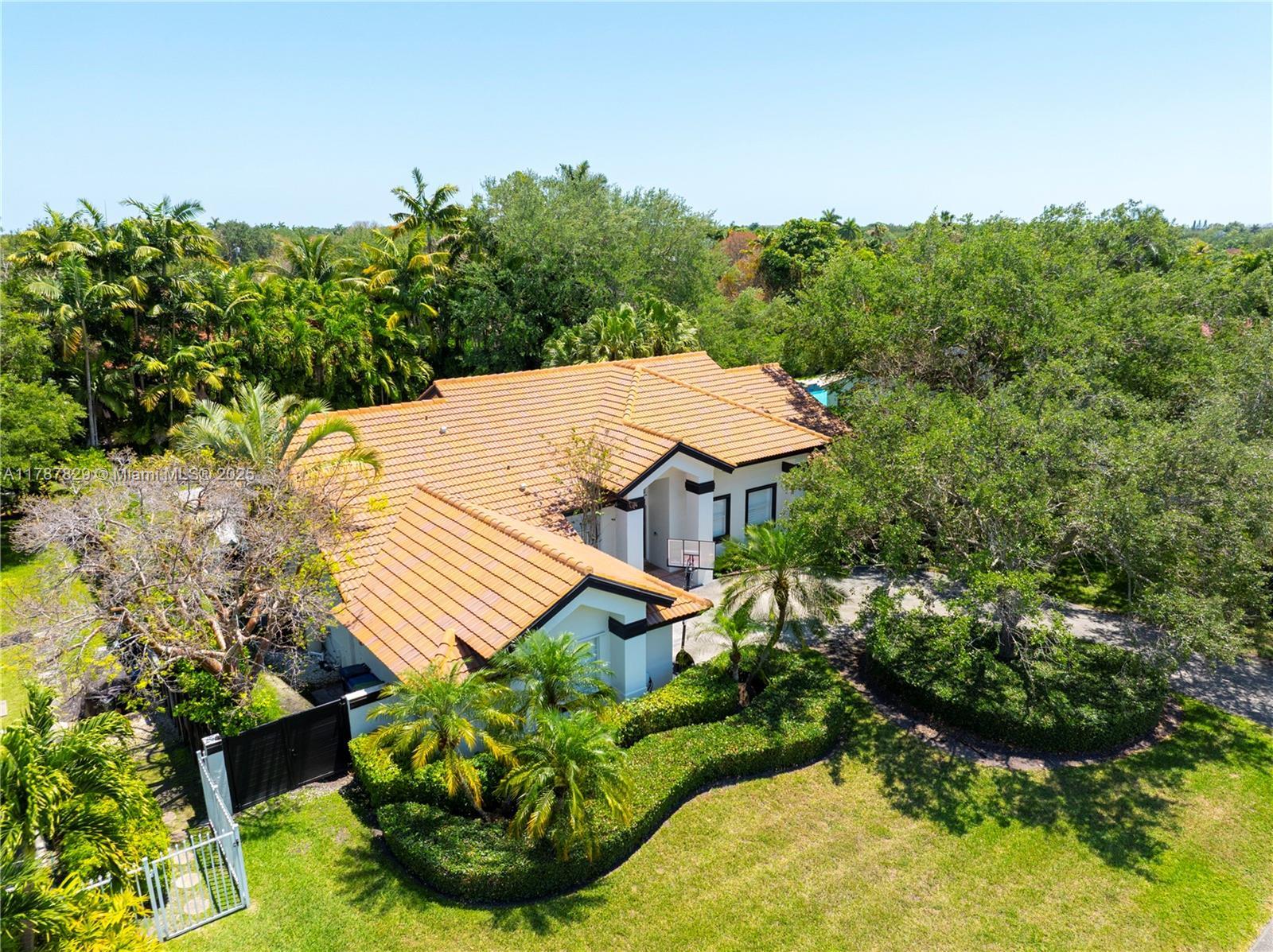 Picture of 16125 SW 84Th Pl, Palmetto Bay, FL 33157