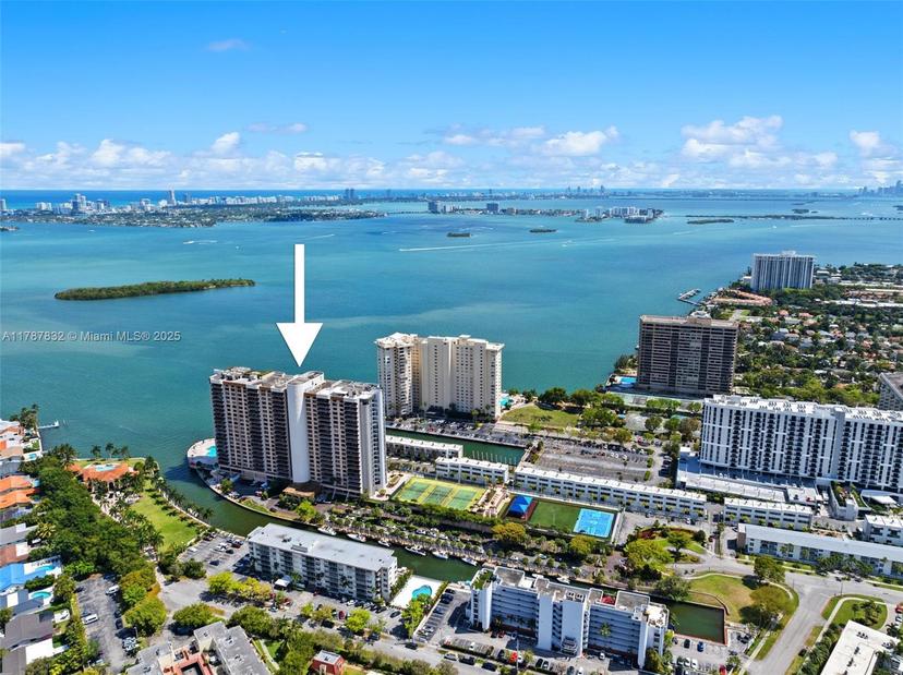 Picture of 1800 NE 114Th St # 1704, Miami FL 33181