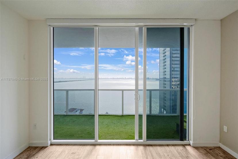 Picture of 600 NE 27Th St # 2103, Miami FL 33137
