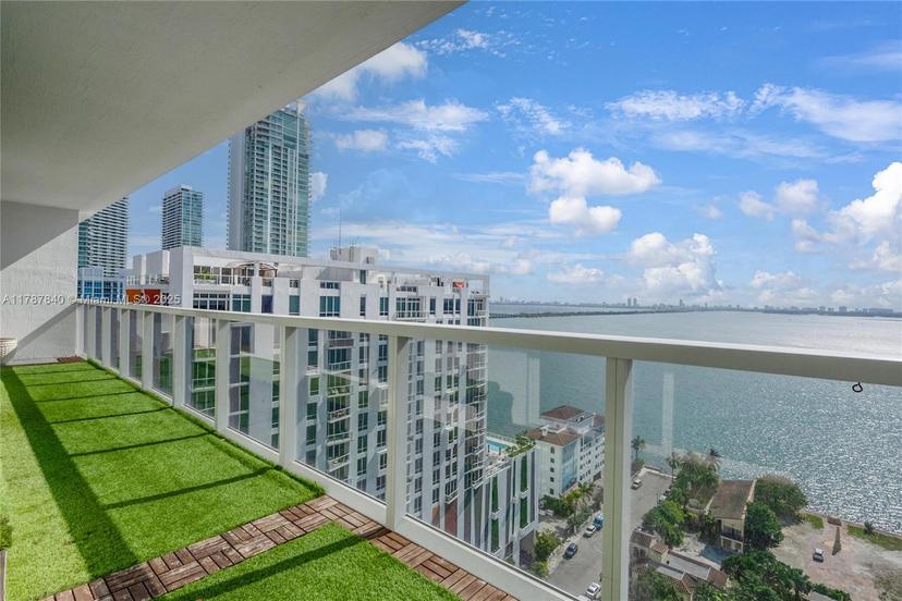 Picture of 600 NE 27Th St # 2103, Miami FL 33137