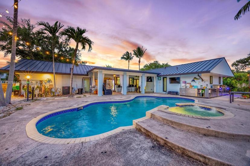 Picture of 7864 SW 179Th Ter, Palmetto Bay FL 33157