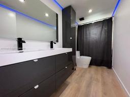 Picture of 13500 NE 3Rd Ct # 116, North Miami, FL 33161