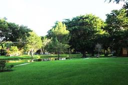Picture of 10709 Cleary Blvd # 307, Plantation, FL 33324