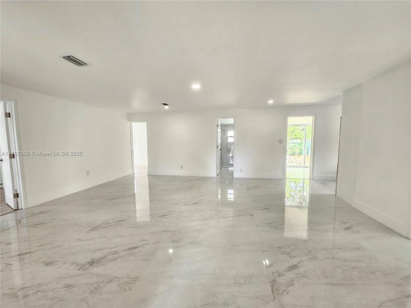 Picture of 11712 NW 3Rd Ave, Miami FL 33168