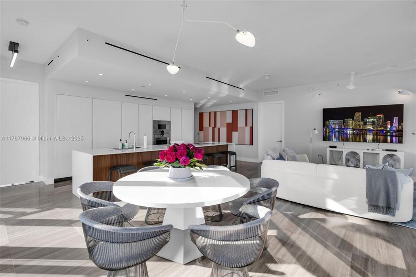 Picture of 6901 Collins Ave # 502, Miami Beach FL 33141
