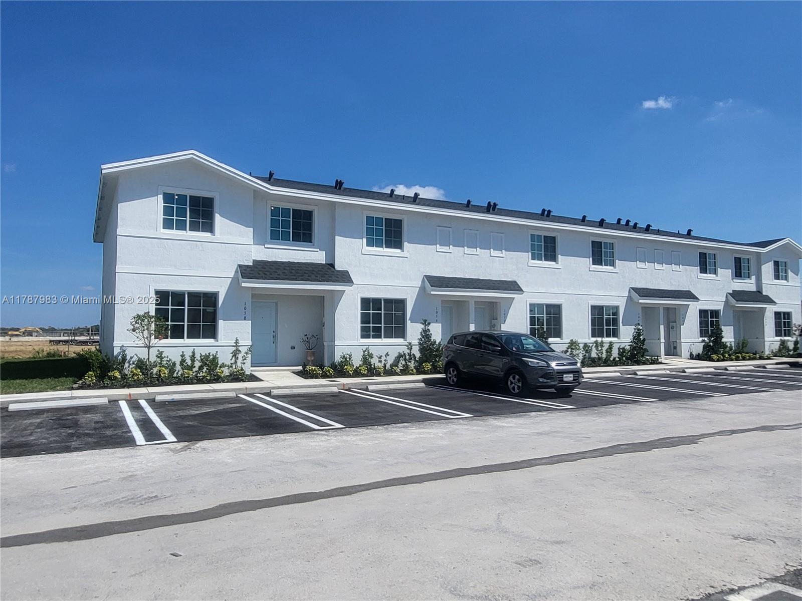 Picture of 1054 NW 6 St, Florida City, FL 33034