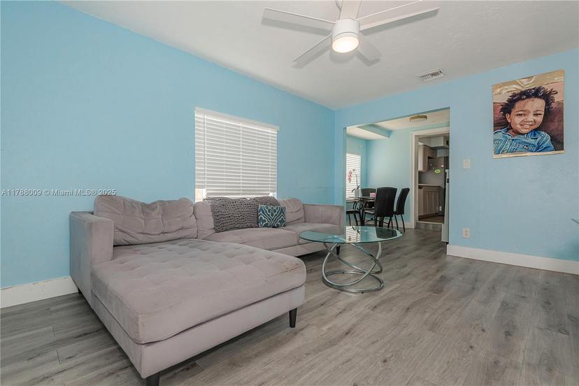 Picture of 1027 NE 33Rd St, Oakland Park FL 33334