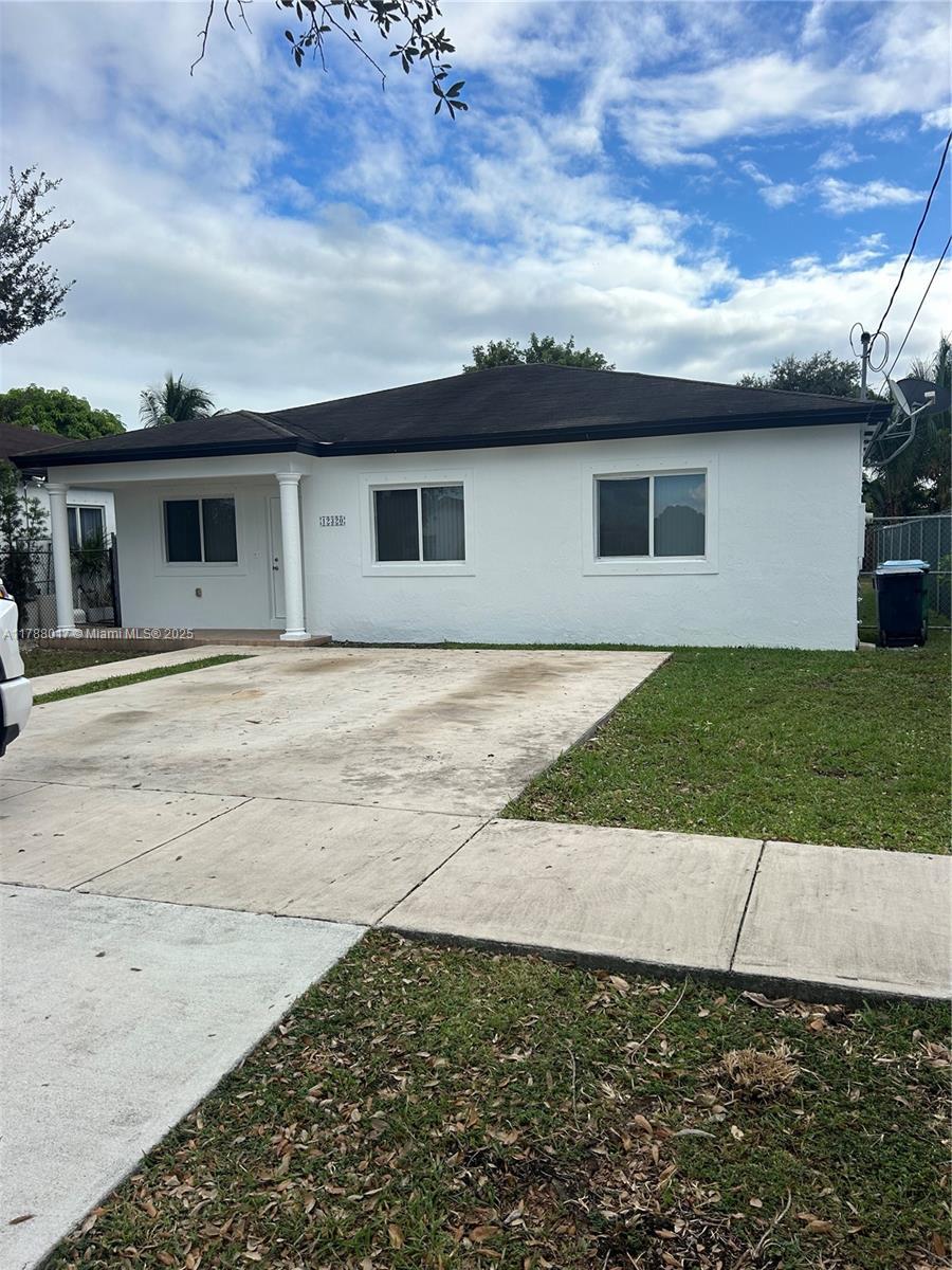 Picture of 12320 SW 216Th St, Miami, FL 33170