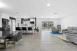 Picture of 3890 NW 4Th Ct, Coconut Creek, FL 33066