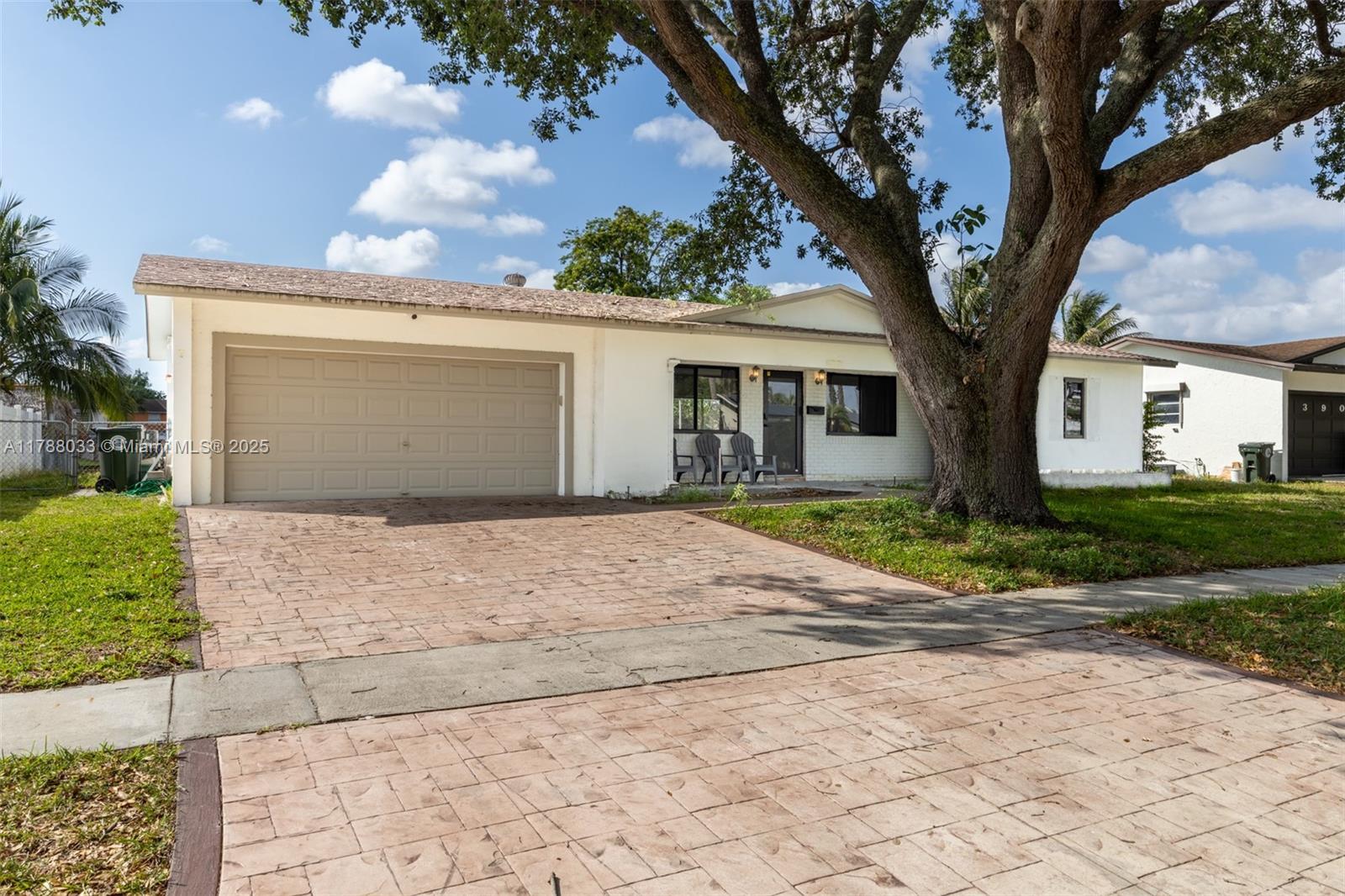 Picture of 3890 NW 4Th Ct, Coconut Creek, FL 33066