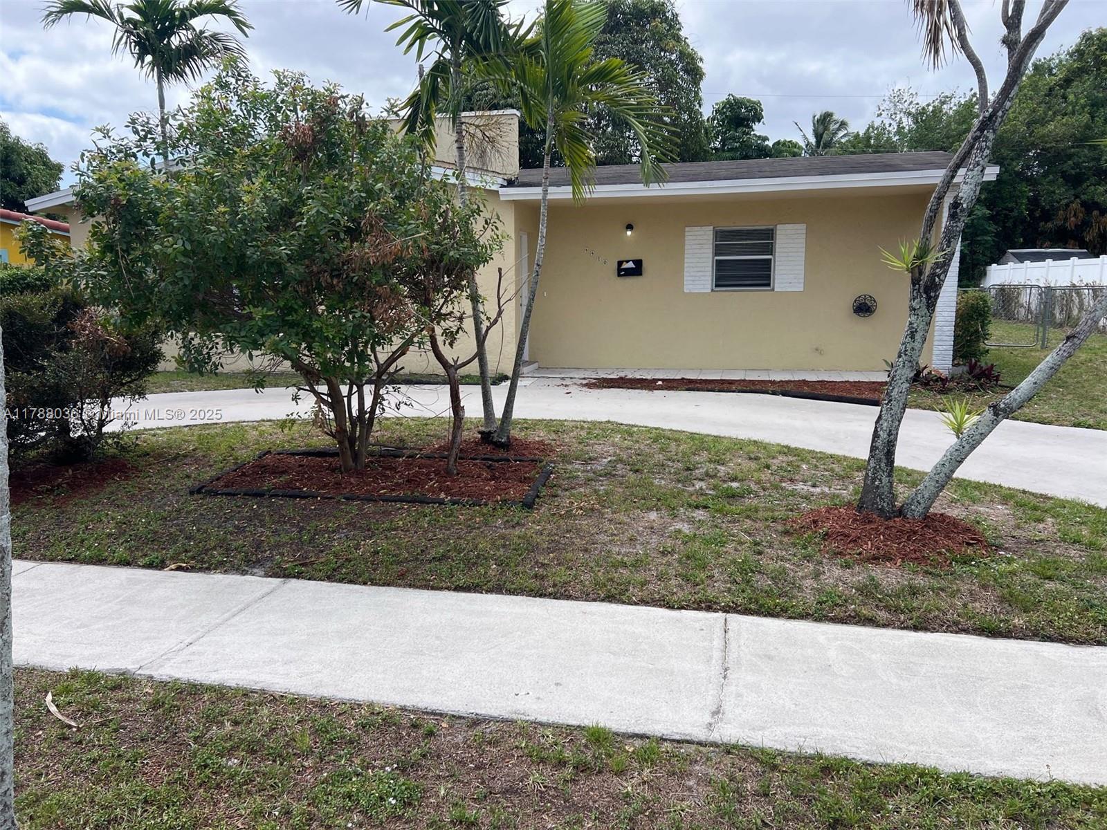 Picture of 4410 NW 30Th Ct, Lauderdale Lakes, FL 33313