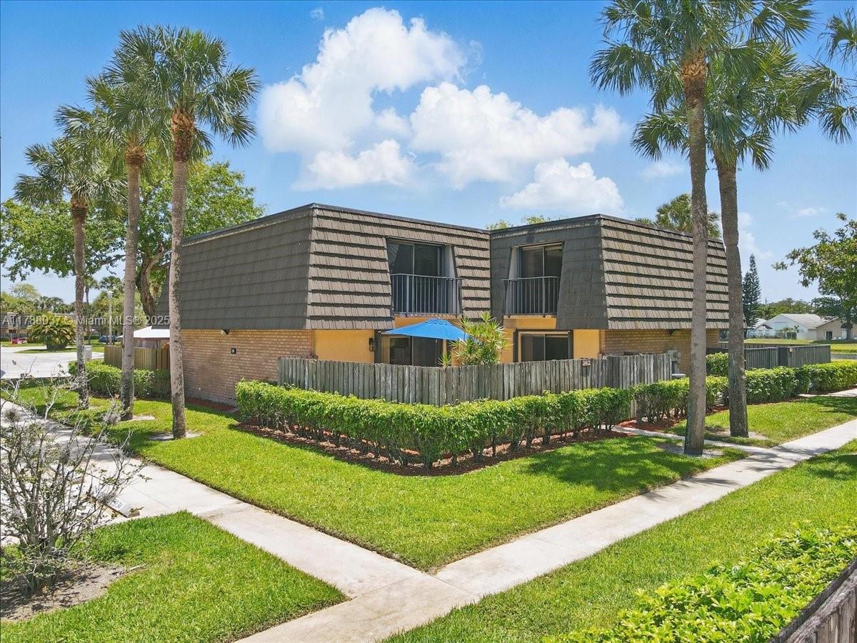 Picture of 2412 24Th Way, West Palm Beach, FL 33407