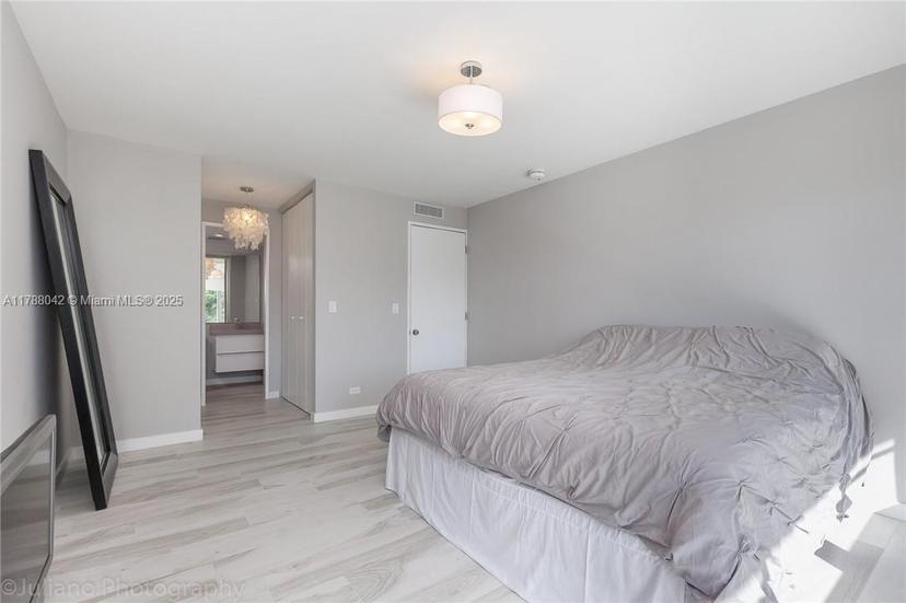 Picture of 2451 Brickell Ave # 3E, Miami FL 33129