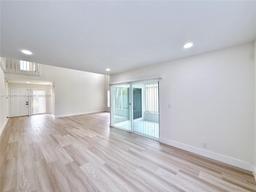 Picture of 9525 NW 9Th Ct, Plantation, FL 33324