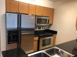 Picture of 2811 N Oakland Forest Dr # 105, Oakland Park, FL 33309