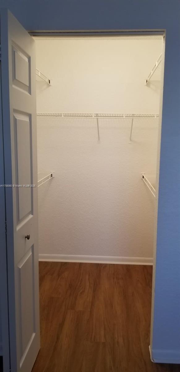 Picture of 2811 N Oakland Forest Dr # 105, Oakland Park FL 33309