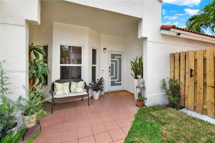 Picture of 5566 NW 102Nd Pl, Doral FL 33178