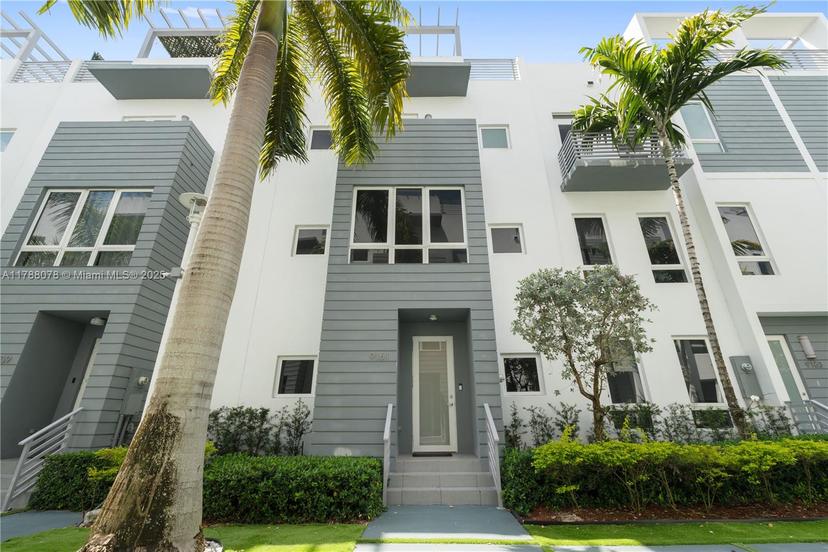Picture of 9161 NW 33Rd St, Doral FL 33172