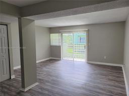 Picture of 11123 NW 7Th St # 4, Miami, FL 33172
