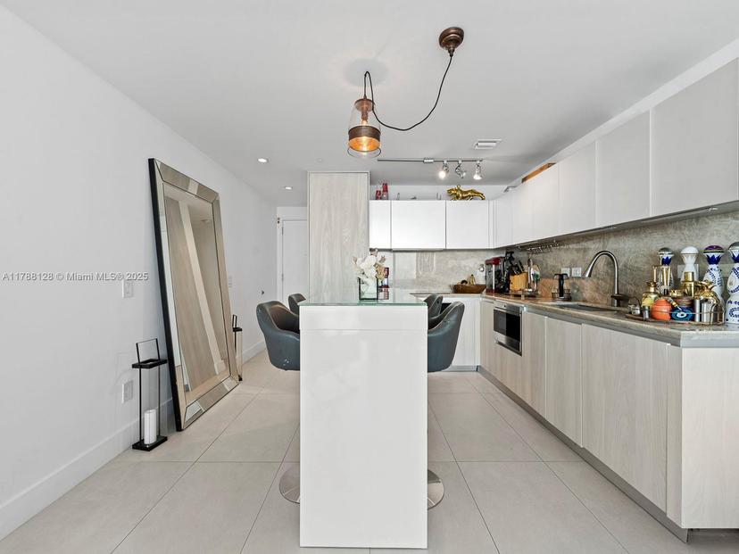 Picture of 3131 NE 7Th Ave # 2805, Miami FL 33137