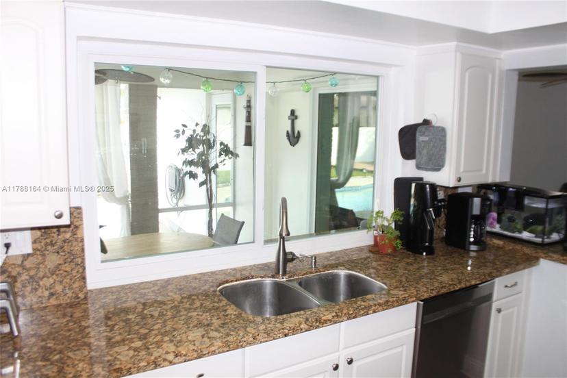 Picture of 5031 SW 88Th Ter, Cooper City FL 33328
