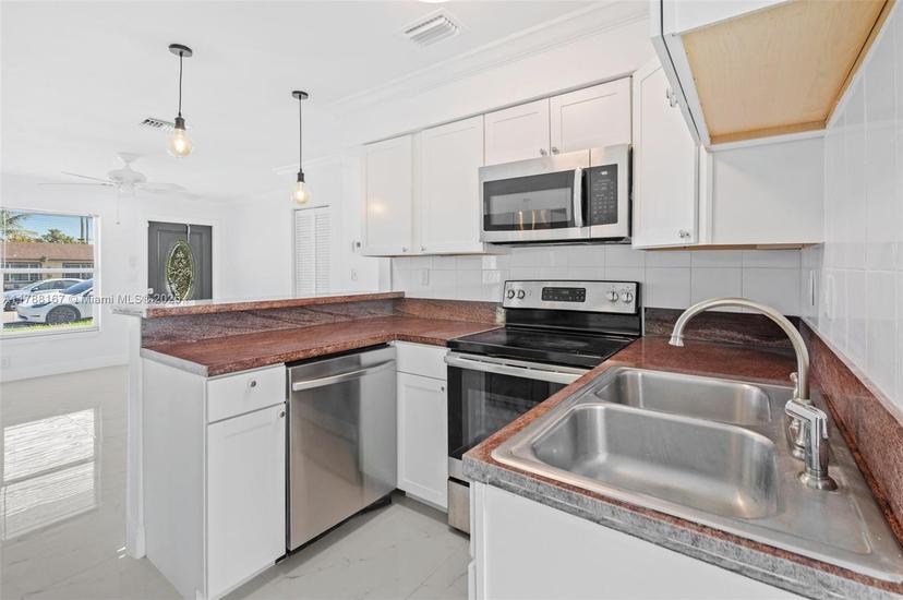 Picture of 341 NE 31St St, Pompano Beach FL 33064