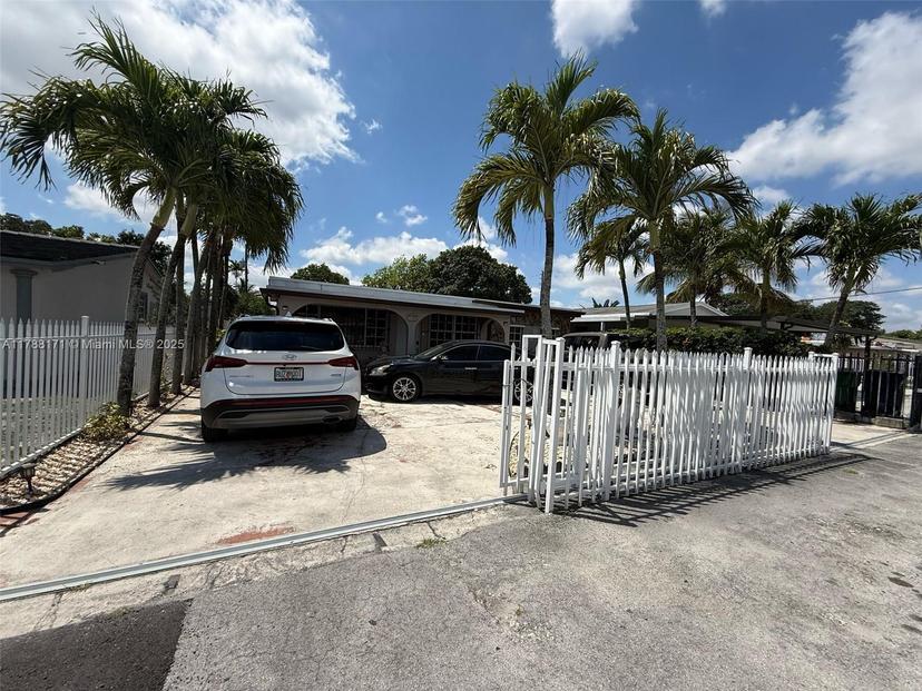 Picture of 3434 NW 101St St, Miami FL 33147