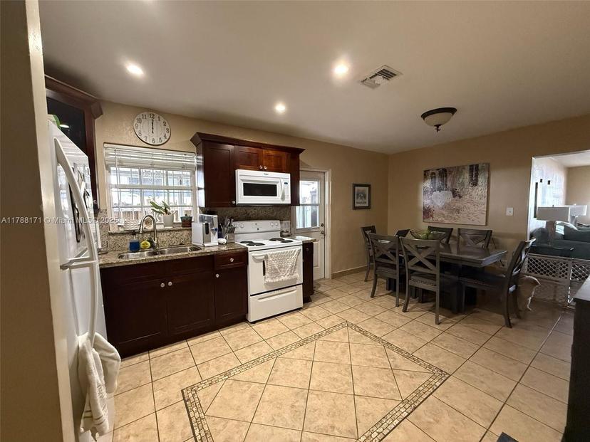 Picture of 3434 NW 101St St, Miami FL 33147