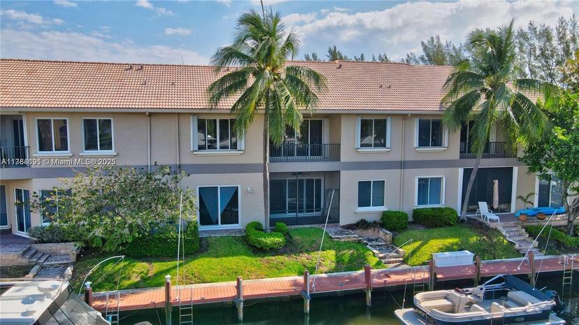 Picture of 23 Royal Palm Way # 16, Boca Raton FL 33432
