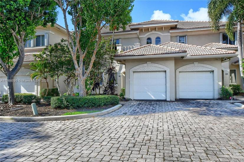Picture of 23 Royal Palm Way # 16, Boca Raton FL 33432