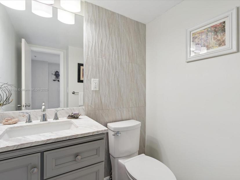 Picture of 19390 Collins Ave # 706, Sunny Isles Beach FL 33160
