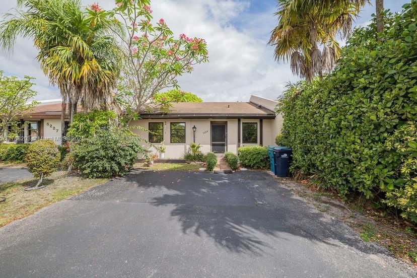 Picture of 5229 SW 139Th Ct, Miami FL 33175