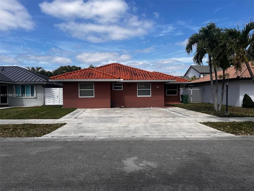 Picture of 880 NW 133Rd Ave, Miami FL 33182