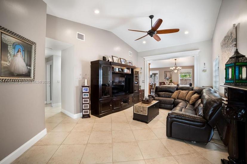 Picture of 16917 SW 146Th Ct, Miami FL 33177