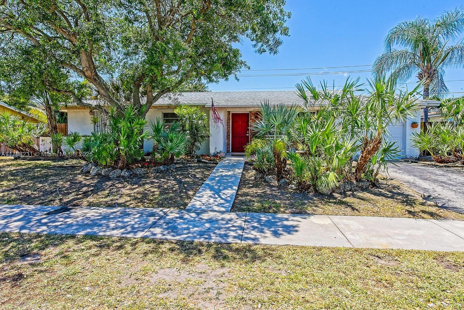 Picture of 15830 SW 101St Ave, Miami, FL 33157